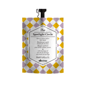 THE SPOTLIGHT CIRCLE MASK