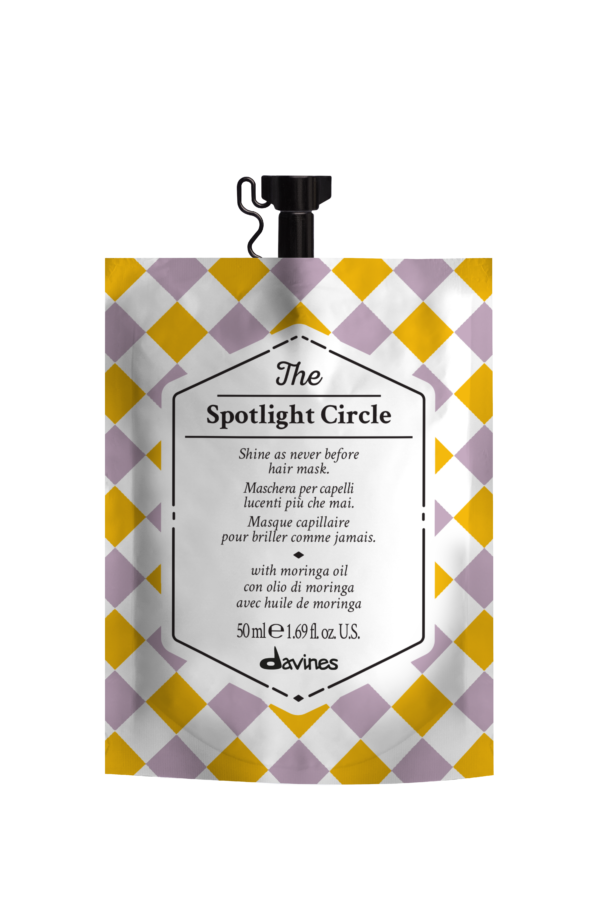 THE SPOTLIGHT CIRCLE MASK
