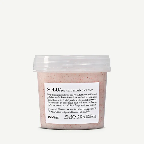SOLU/ SEA SALT SCRUB CLEANSER